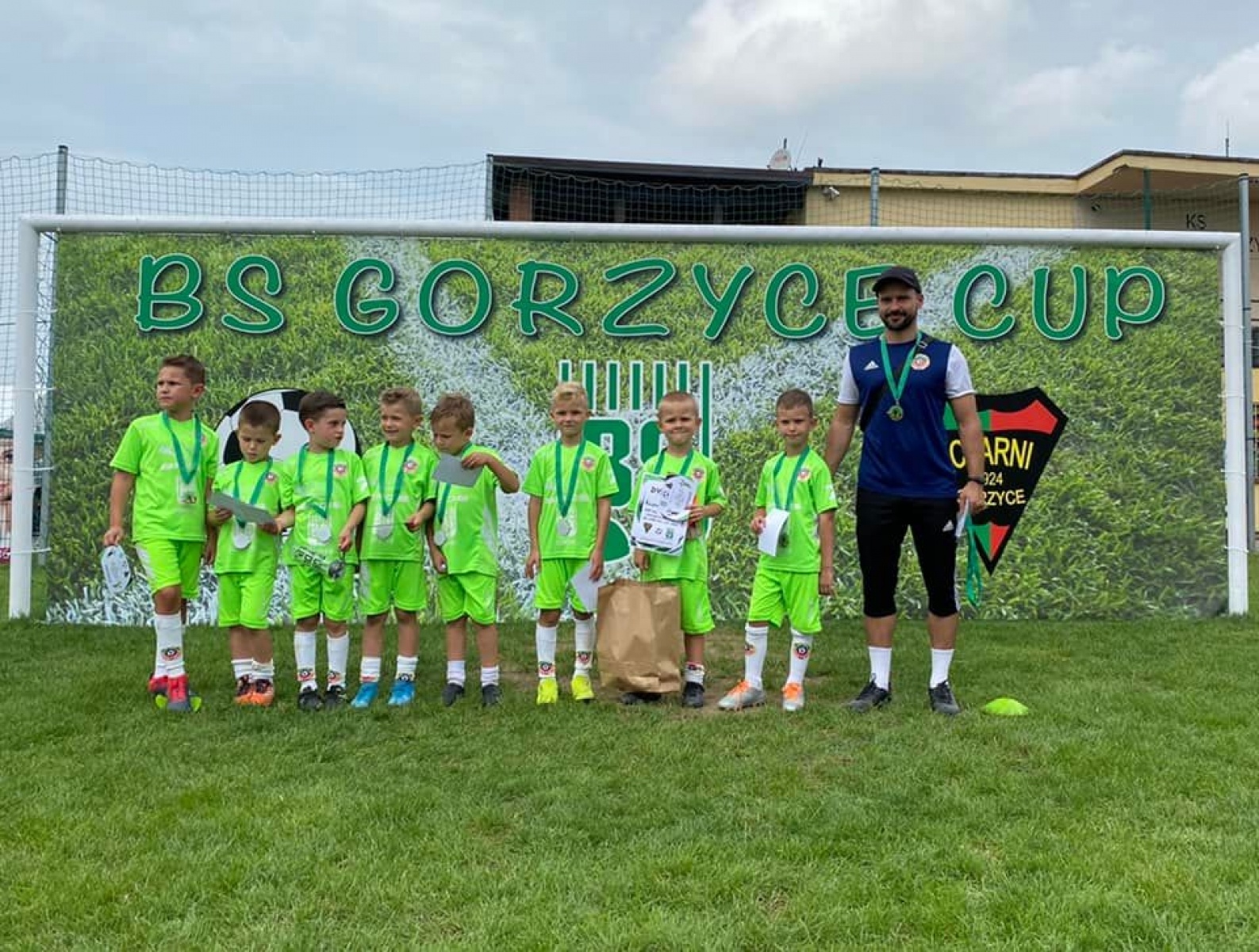 Zdjęcie w galerii na portalu naszwodzislaw.com: Młodzi piłkarze dali czadu na finał Gorzyce Cup 2022 [FOTO] wiadomości z regionu