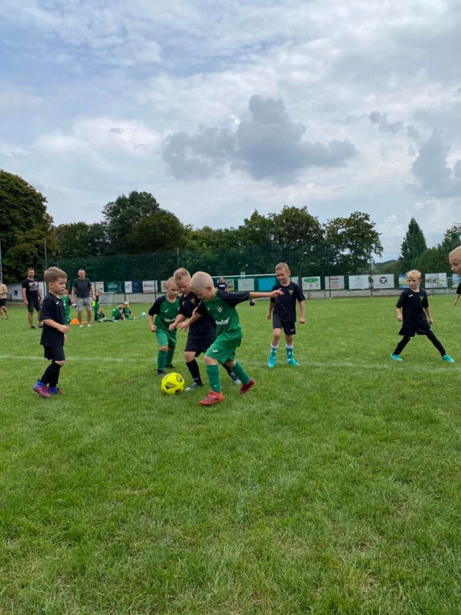 Zdjęcie w galerii na portalu naszwodzislaw.com: Młodzi piłkarze dali czadu na finał Gorzyce Cup 2022 [FOTO] wiadomości z regionu