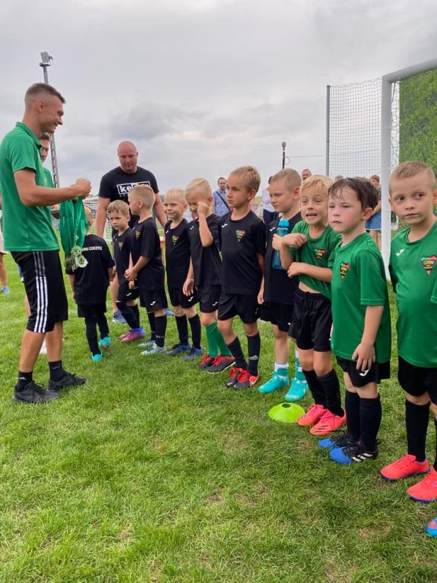 Zdjęcie w galerii na portalu naszwodzislaw.com: Młodzi piłkarze dali czadu na finał Gorzyce Cup 2022 [FOTO] wiadomości z regionu