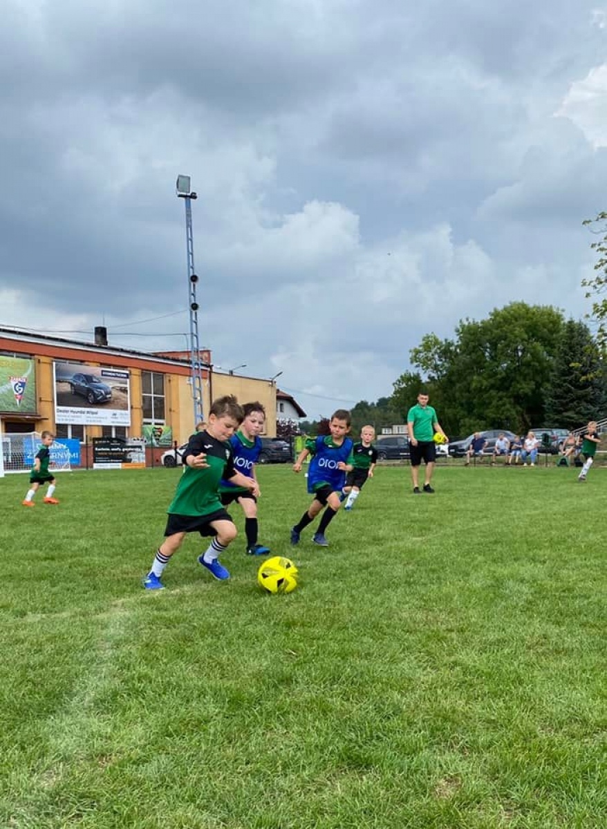 Zdjęcie w galerii na portalu naszwodzislaw.com: Młodzi piłkarze dali czadu na finał Gorzyce Cup 2022 [FOTO] wiadomości z regionu