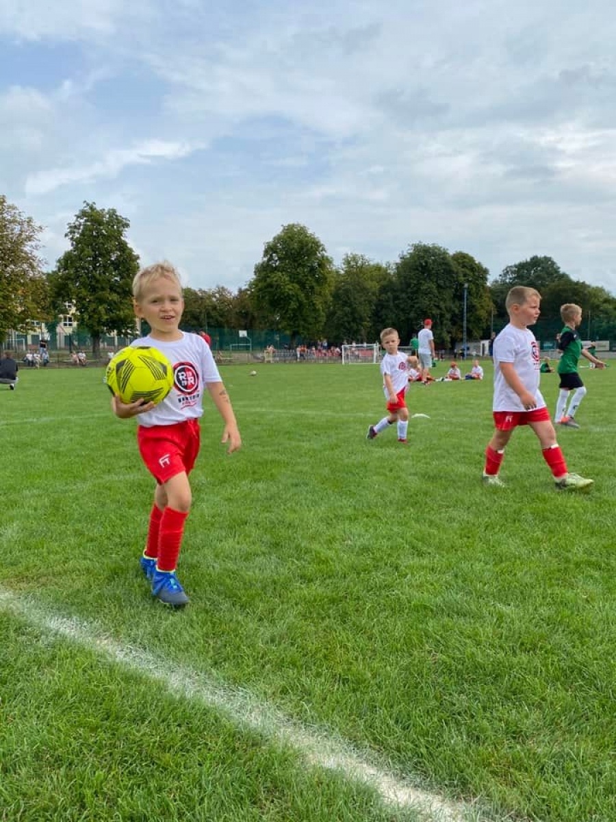 Zdjęcie w galerii na portalu naszwodzislaw.com: Młodzi piłkarze dali czadu na finał Gorzyce Cup 2022 [FOTO] wiadomości z regionu