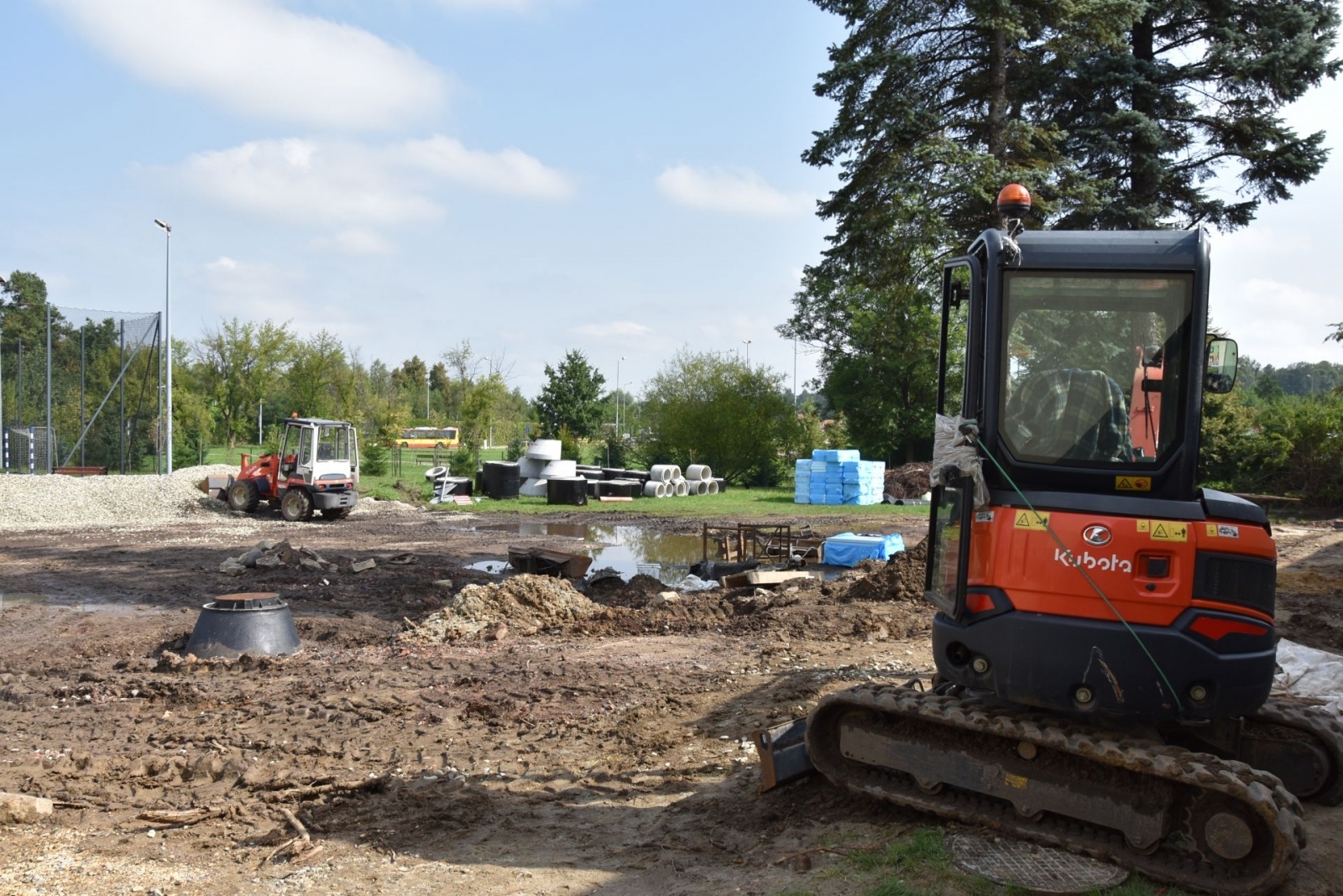 Zdjęcie w galerii na portalu naszwodzislaw.com: Wakacyjne remonty w powiatowych szkołach [FOTO] wiadomości z regionu
