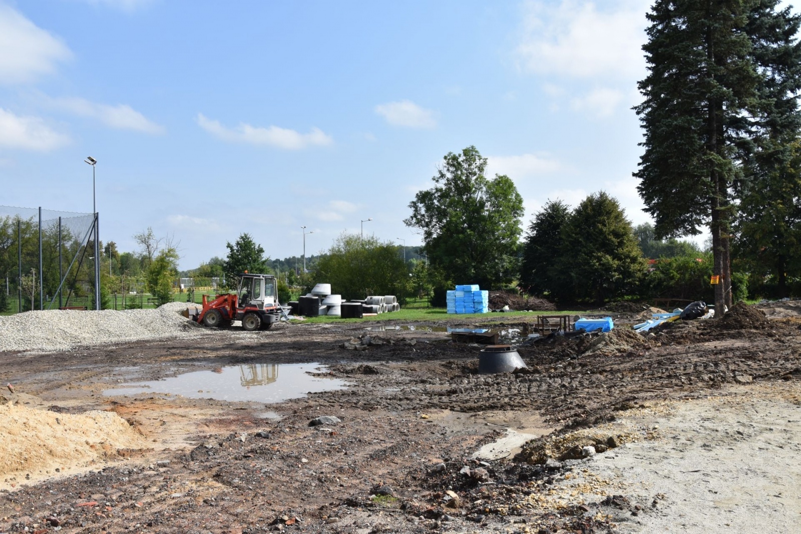 Zdjęcie w galerii na portalu naszwodzislaw.com: Wakacyjne remonty w powiatowych szkołach [FOTO] wiadomości z regionu