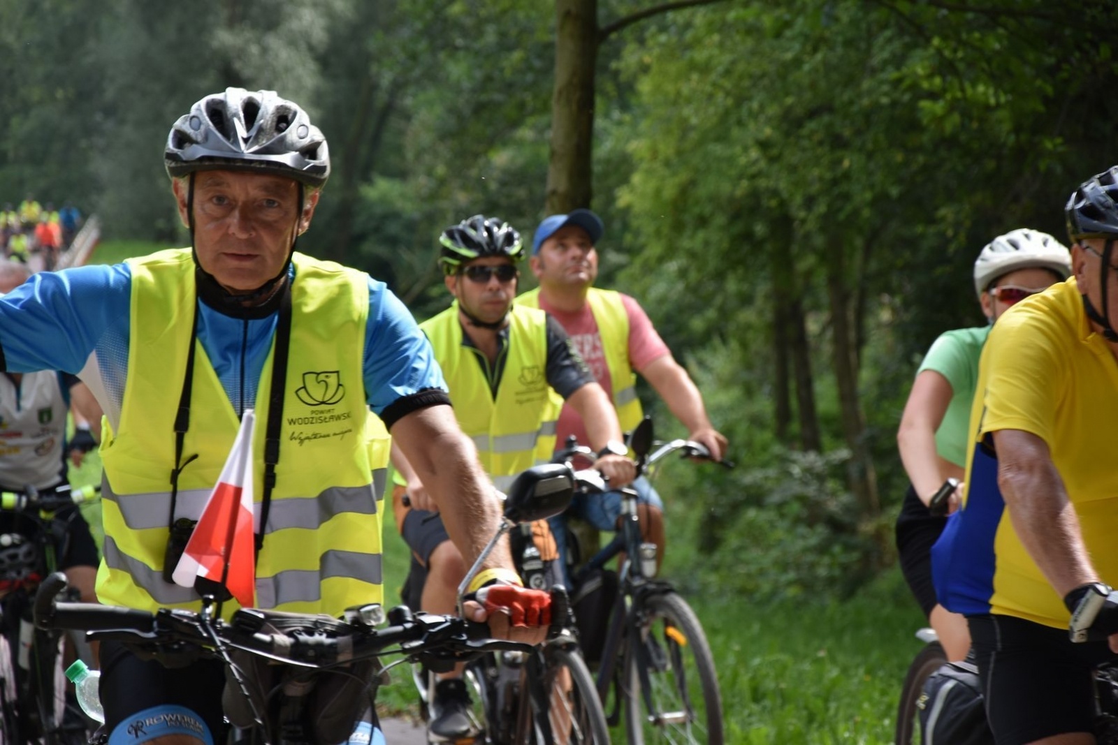 Zdjęcie w galerii na portalu naszwodzislaw.com: Ponad pół tysiąca rowerzystów na trasie [FOTO] wiadomości z regionu