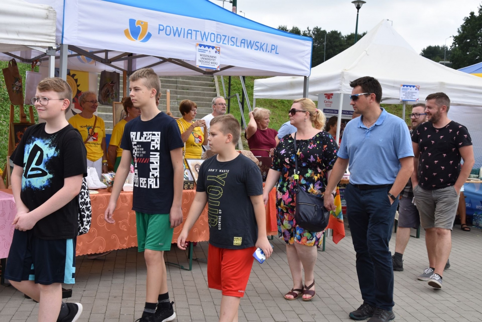 Zdjęcie w galerii na portalu naszwodzislaw.com: Organizacje pozarządowe z powiatu zaprezentowały się na festiwalu [FOTO] wiadomości z regionu