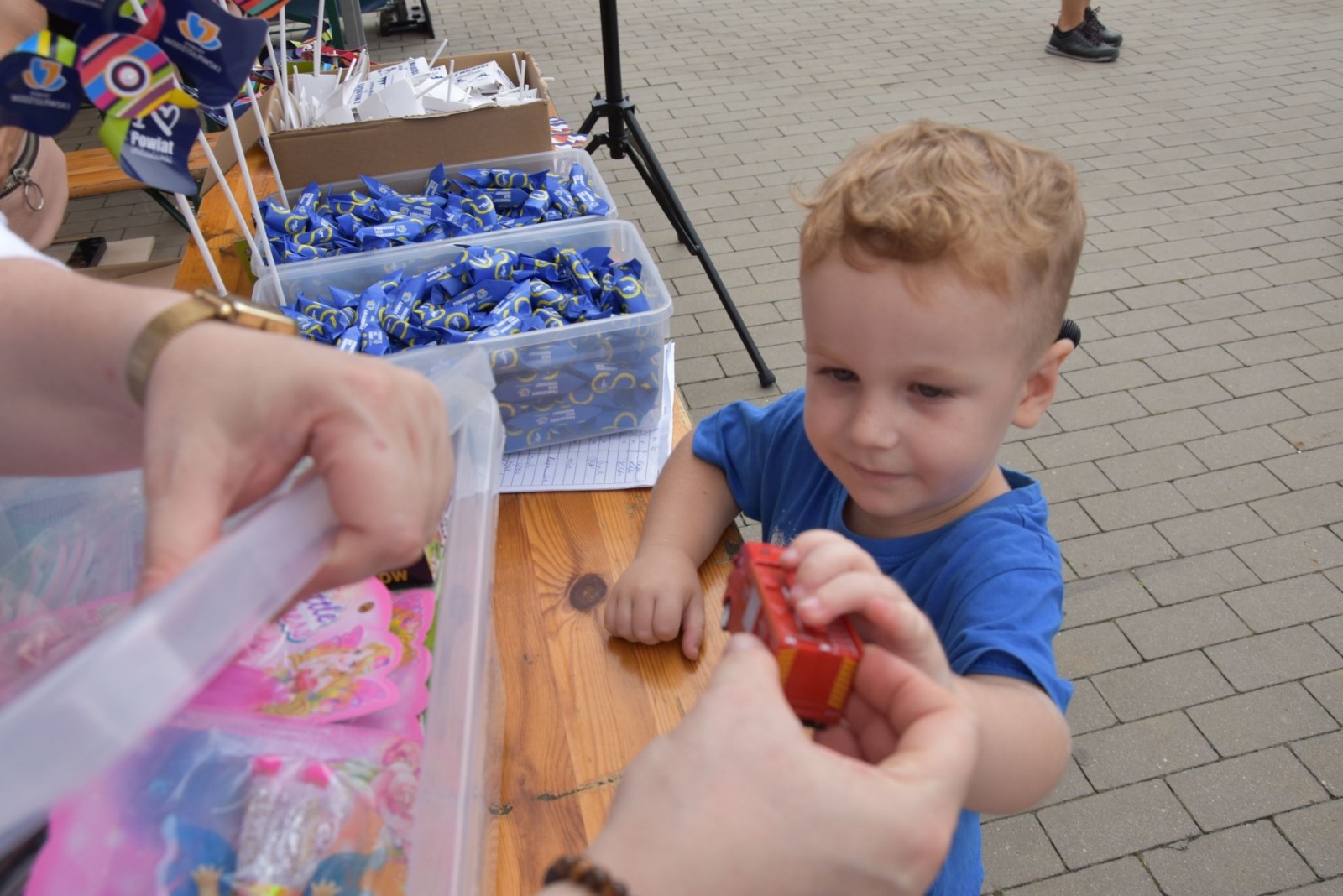 Zdjęcie w galerii na portalu naszwodzislaw.com: Organizacje pozarządowe z powiatu zaprezentowały się na festiwalu [FOTO] wiadomości z regionu