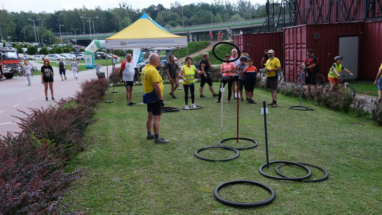 Zdjęcie w galerii na portalu naszwodzislaw.com: Organizacje pozarządowe z powiatu zaprezentowały się na festiwalu [FOTO] wiadomości z regionu