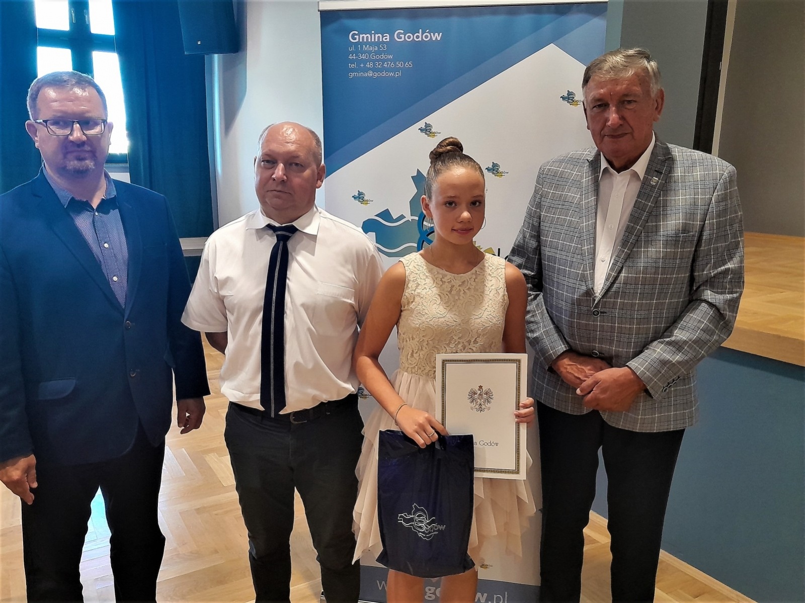 Zdjęcie w galerii na portalu naszwodzislaw.com: Najlepsi z najlepszych. Poznaj stypendystów z Gminy Godów wiadomości z regionu