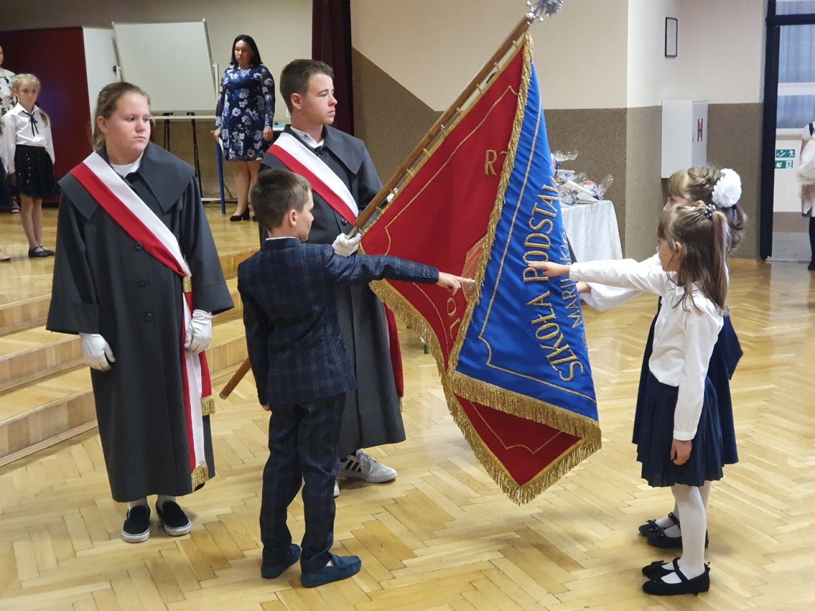 Zdjęcie w galerii na portalu naszwodzislaw.com: Czas pożegnania wakacji. Inauguracja roku szkolnego w Wodzisławiu Śląskim [FOTO] wiadomości z regionu
