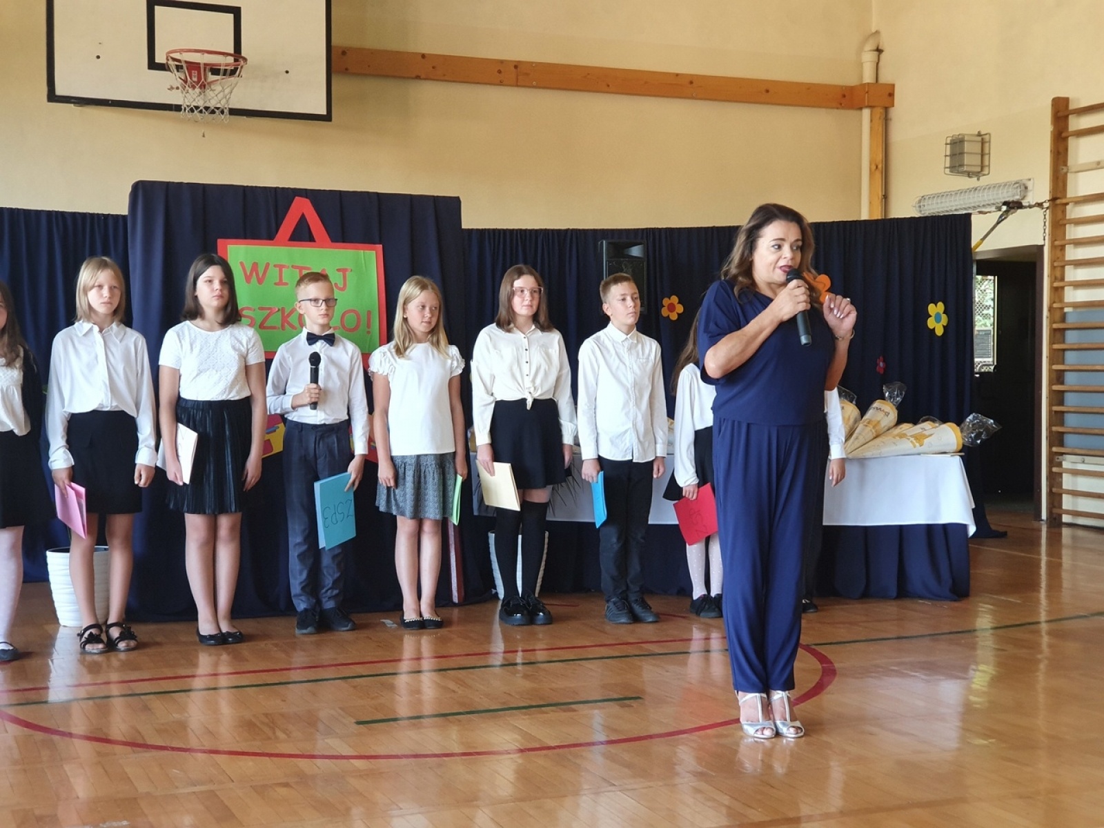 Zdjęcie w galerii na portalu naszwodzislaw.com: Czas pożegnania wakacji. Inauguracja roku szkolnego w Wodzisławiu Śląskim [FOTO] wiadomości z regionu