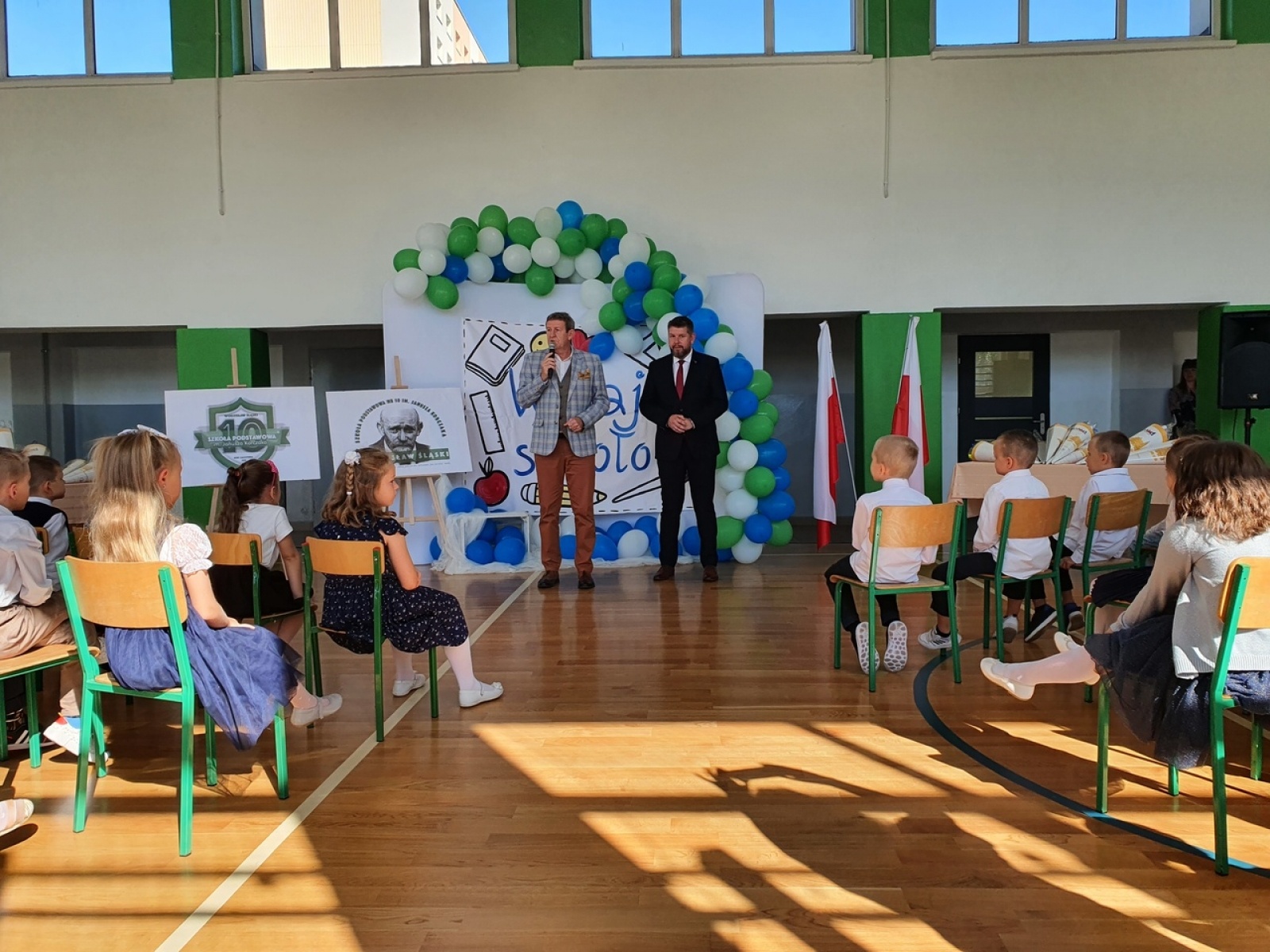 Zdjęcie w galerii na portalu naszwodzislaw.com: Czas pożegnania wakacji. Inauguracja roku szkolnego w Wodzisławiu Śląskim [FOTO] wiadomości z regionu