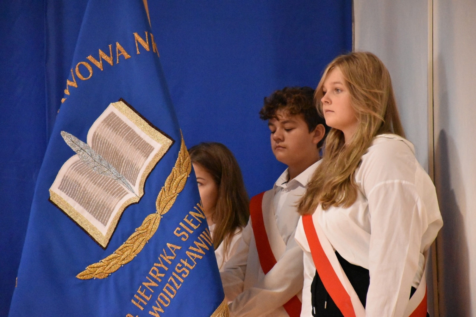 Zdjęcie w galerii na portalu naszwodzislaw.com: Czas pożegnania wakacji. Inauguracja roku szkolnego w Wodzisławiu Śląskim [FOTO] wiadomości z regionu