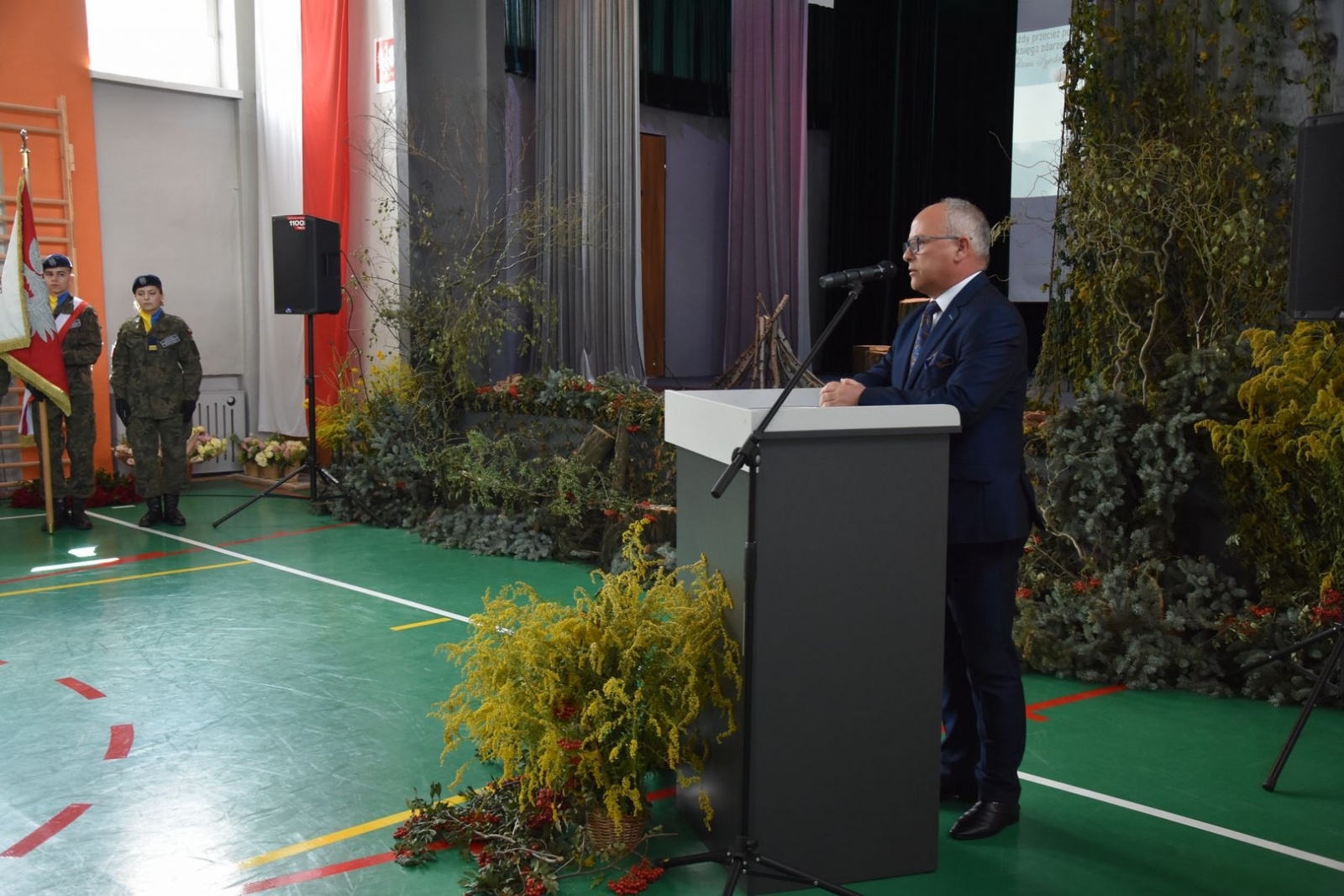 Zdjęcie w galerii na portalu naszwodzislaw.com: Powiatowa inauguracja roku szkolnego [FOTO] wiadomości z regionu