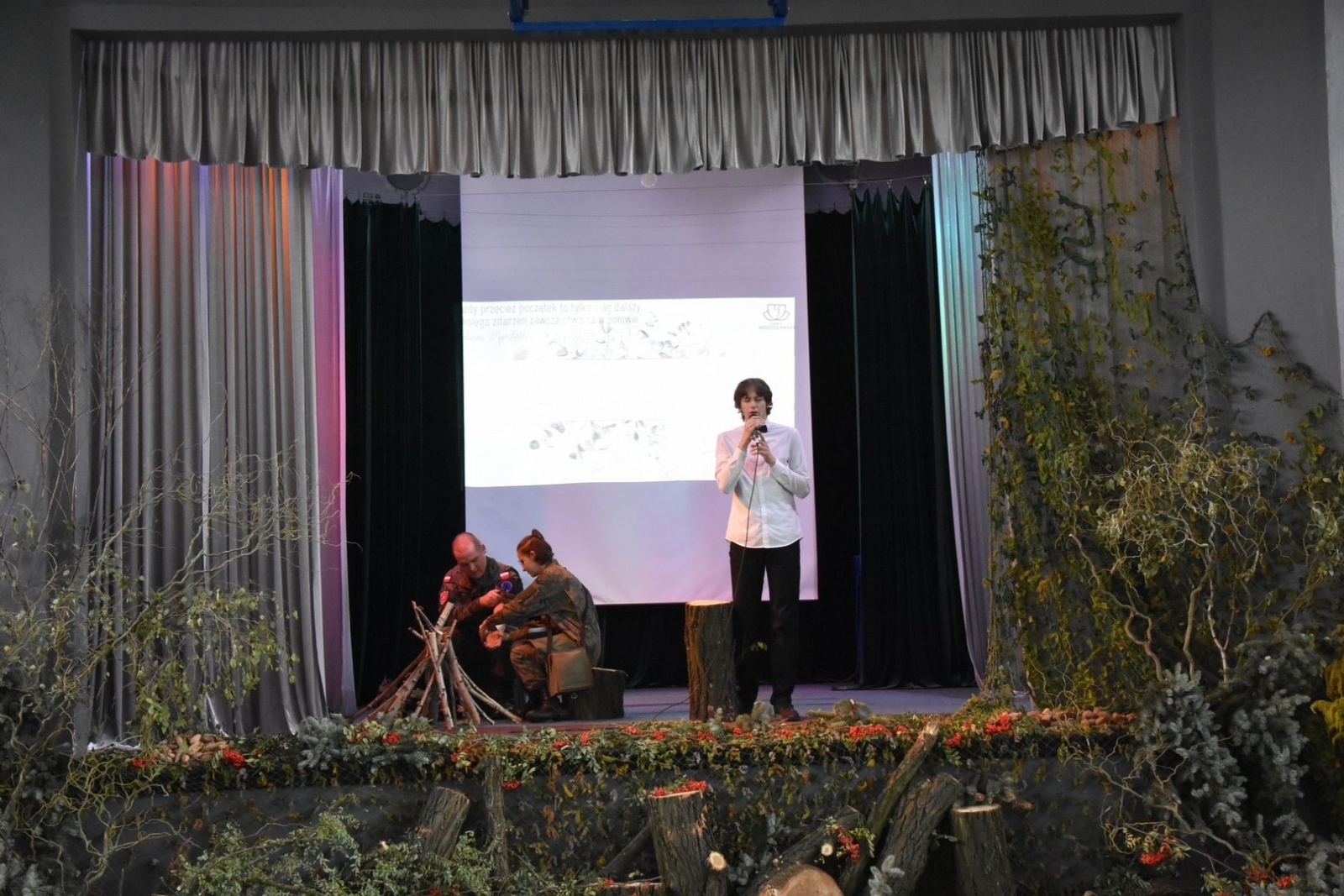 Zdjęcie w galerii na portalu naszwodzislaw.com: Powiatowa inauguracja roku szkolnego [FOTO] wiadomości z regionu