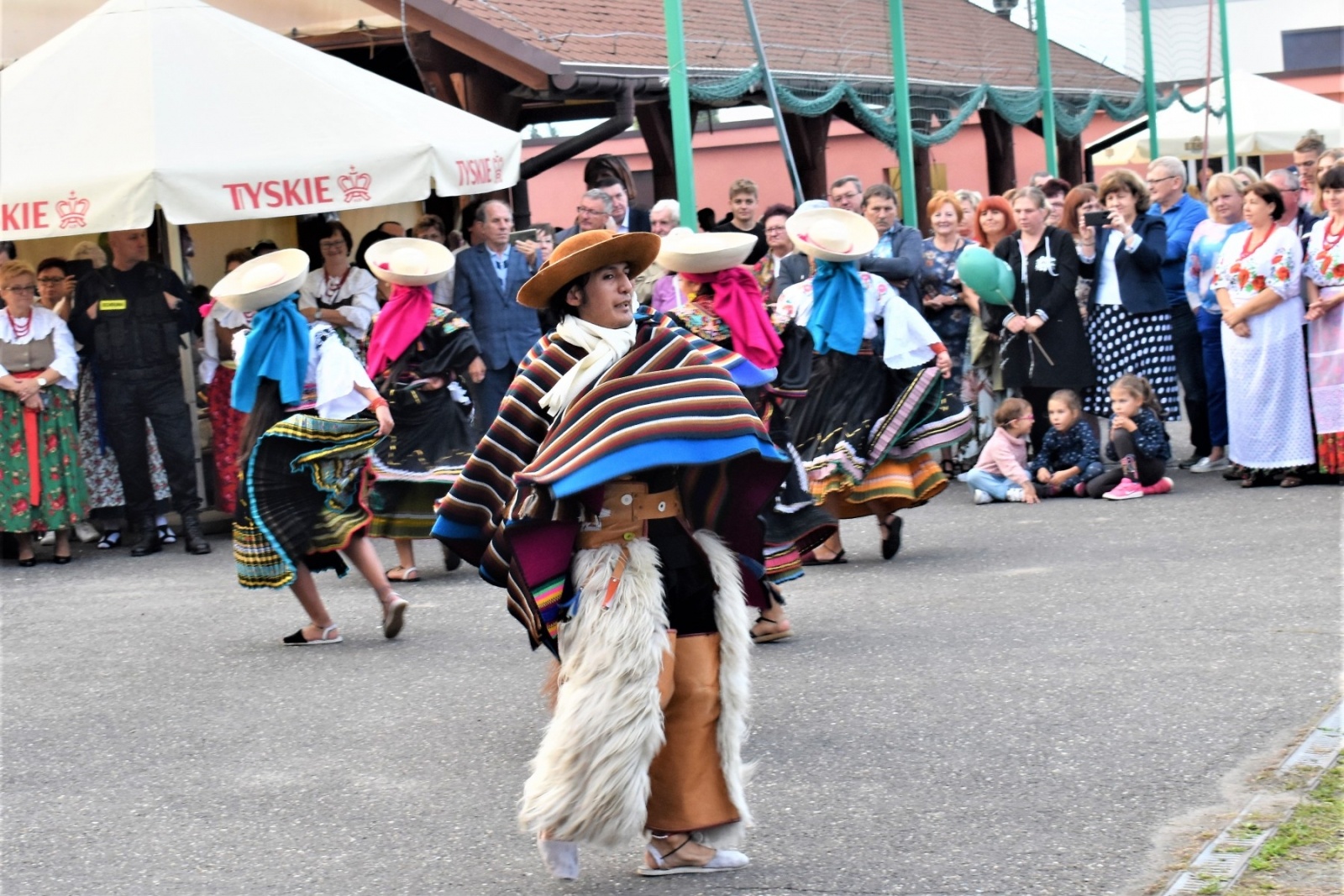 Zdjęcie w galerii na portalu naszwodzislaw.com: Dożynki w Godowie z egzotycznym akcentem wiadomości z regionu