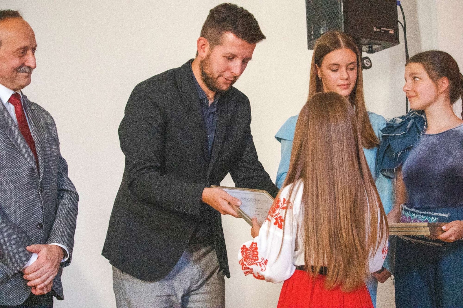 Zdjęcie w galerii na portalu naszwodzislaw.com: Koncert pt. Dzieci dla pokoju w Pałacu Dietrichsteinów wiadomości z regionu