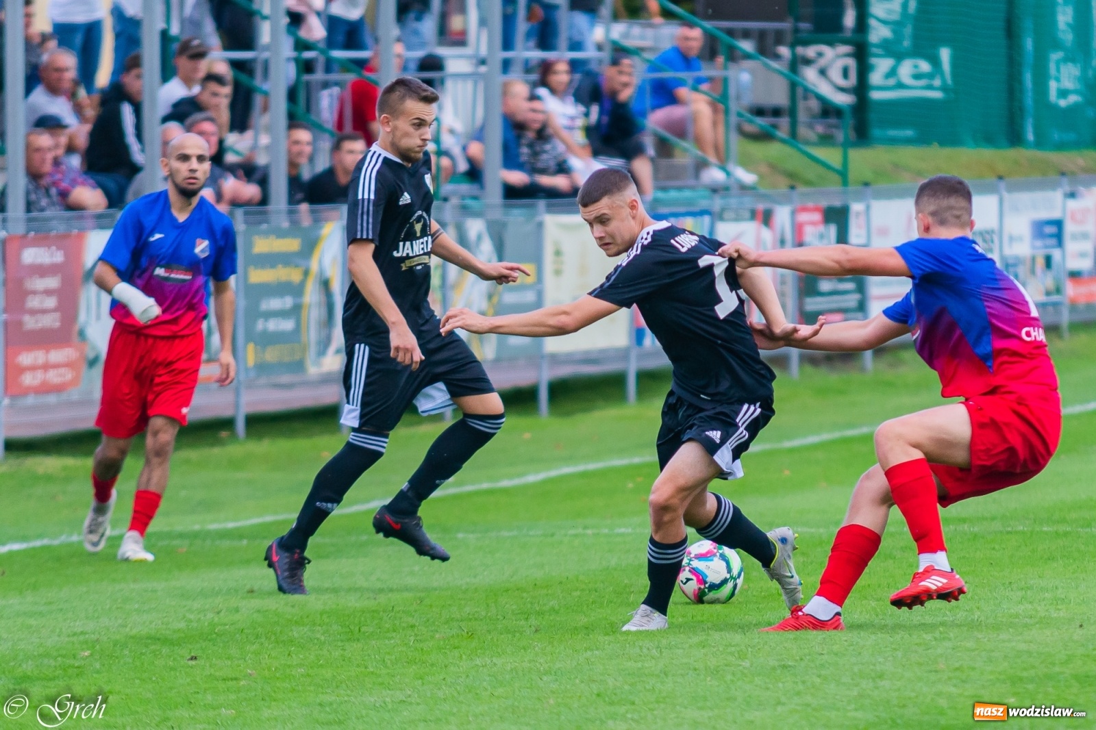 Zdjęcie w galerii na portalu naszwodzislaw.com: Kolejarz Chałupki pierwszym pogromcą Silesii Lubomia [FOTO] wiadomości z regionu