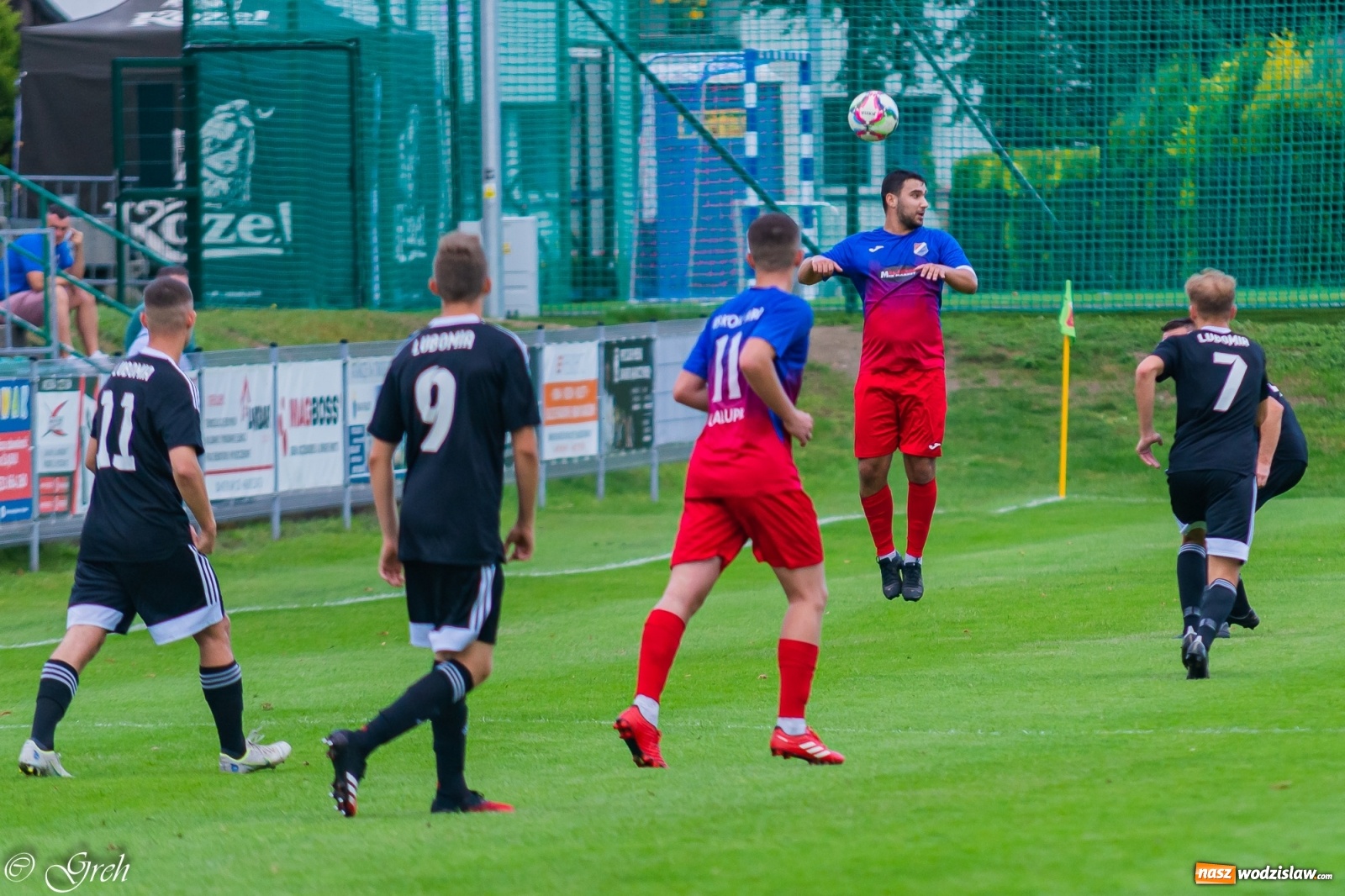 Zdjęcie w galerii na portalu naszwodzislaw.com: Kolejarz Chałupki pierwszym pogromcą Silesii Lubomia [FOTO] wiadomości z regionu