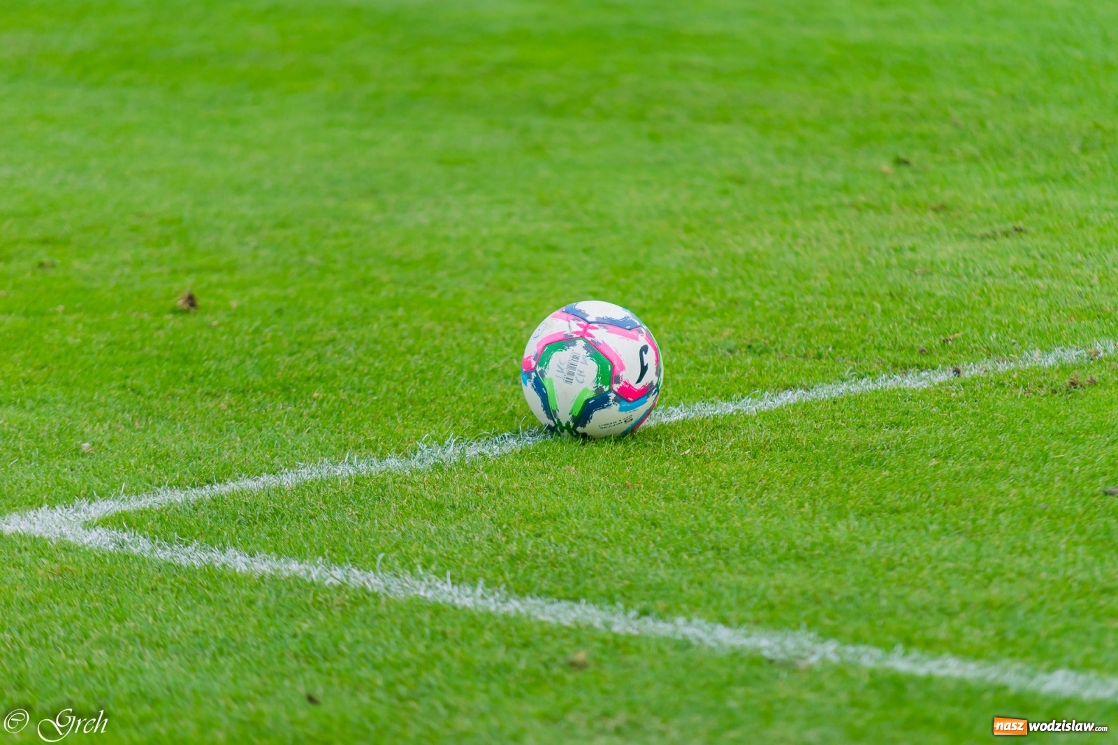 Zdjęcie w galerii na portalu naszwodzislaw.com: Kolejarz Chałupki pierwszym pogromcą Silesii Lubomia [FOTO] wiadomości z regionu