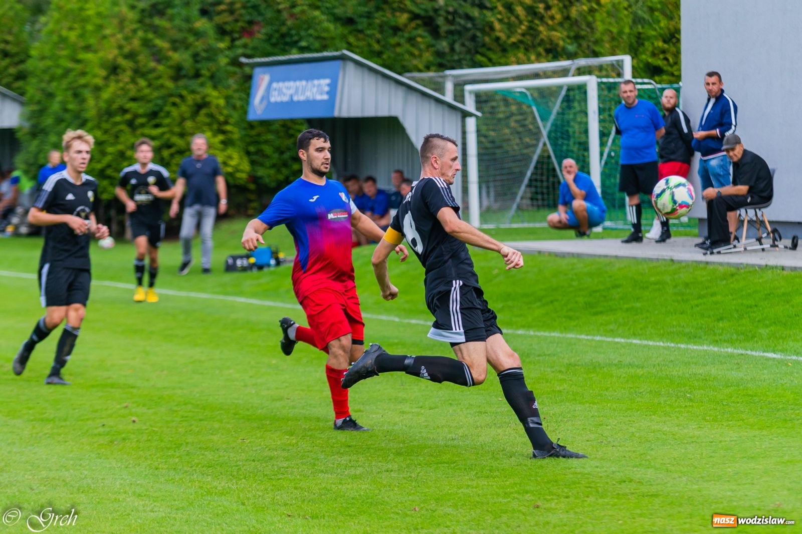 Zdjęcie w galerii na portalu naszwodzislaw.com: Kolejarz Chałupki pierwszym pogromcą Silesii Lubomia [FOTO] wiadomości z regionu