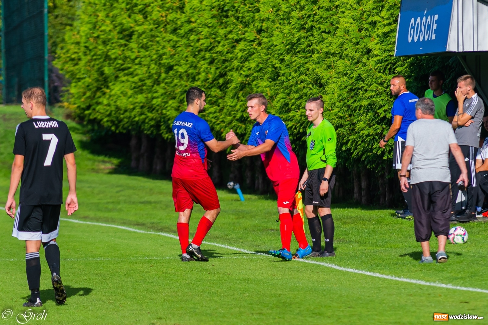 Zdjęcie w galerii na portalu naszwodzislaw.com: Kolejarz Chałupki pierwszym pogromcą Silesii Lubomia [FOTO] wiadomości z regionu