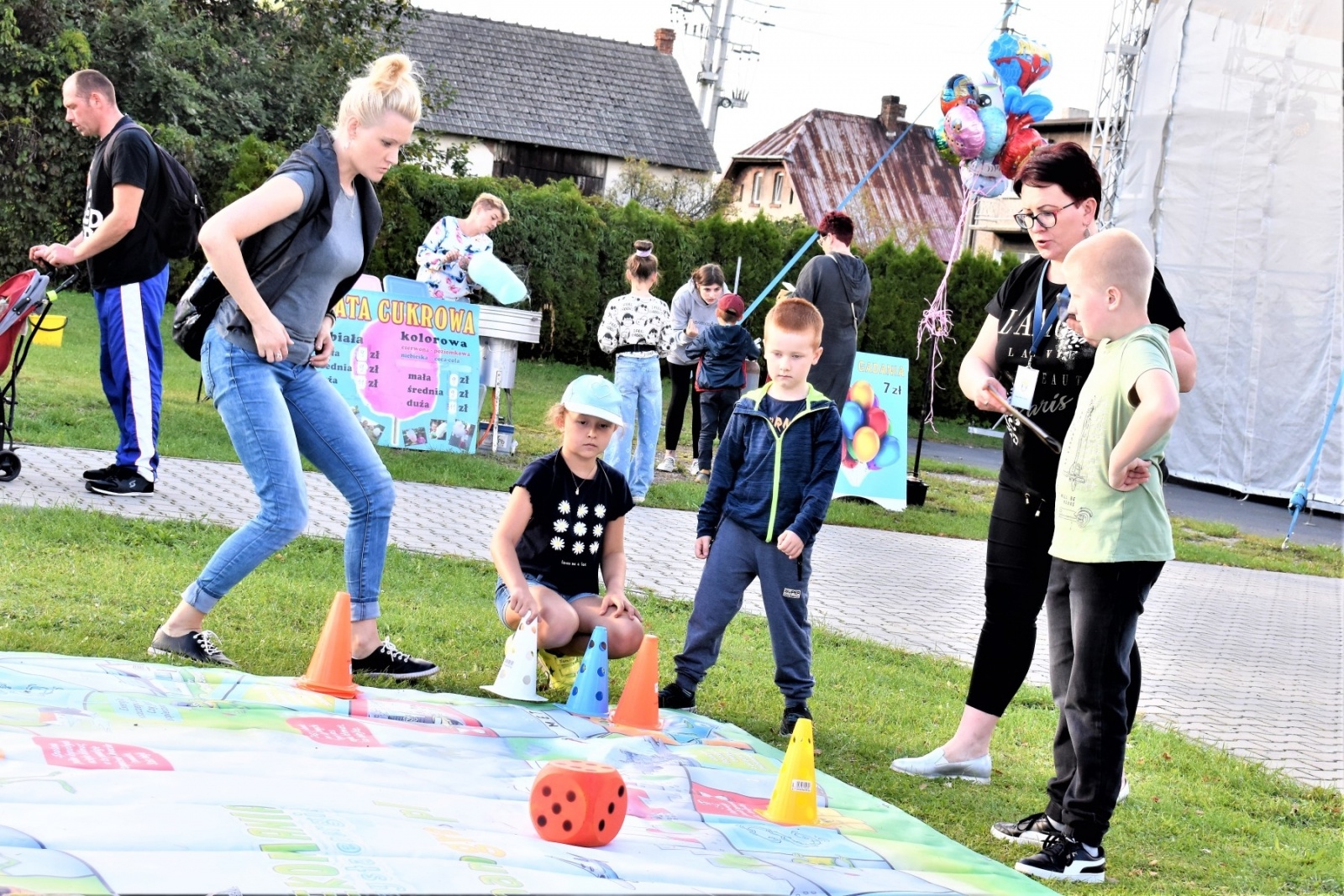 Zdjęcie w galerii na portalu naszwodzislaw.com: Gmina Godów. Festyn ziemniaczany za nami [FOTO] wiadomości z regionu