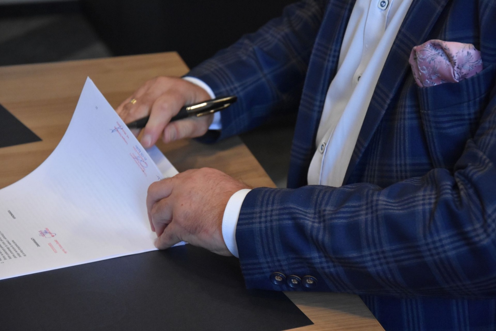 Zdjęcie w galerii na portalu naszwodzislaw.com: Czarnieckiego do remontu. Umowa z wykonawcą podpisana wiadomości z regionu