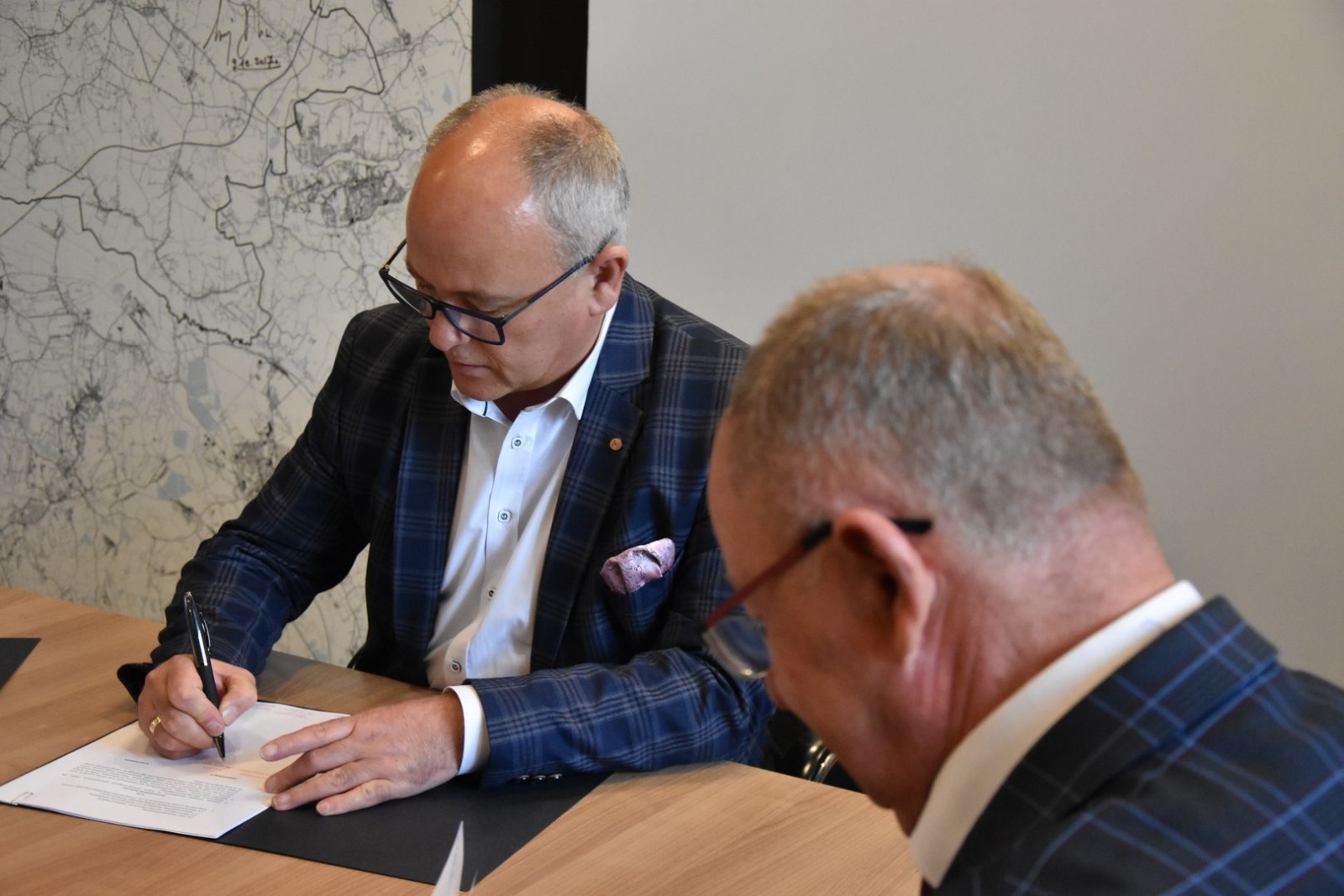 Zdjęcie w galerii na portalu naszwodzislaw.com: Czarnieckiego do remontu. Umowa z wykonawcą podpisana wiadomości z regionu