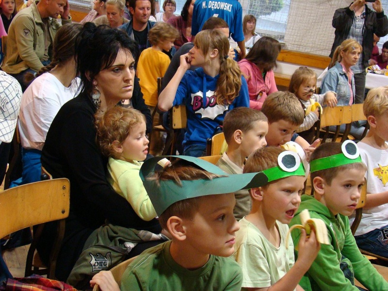 Zdjęcie w galerii na portalu naszwodzislaw.com: Szkolna fiesta na Wilchwach wiadomości z regionu