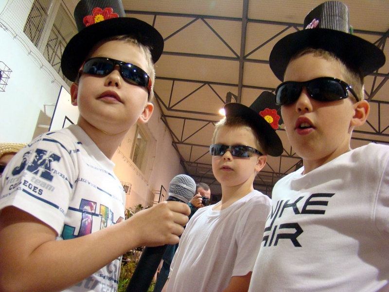 Zdjęcie w galerii na portalu naszwodzislaw.com: Szkolna fiesta na Wilchwach wiadomości z regionu