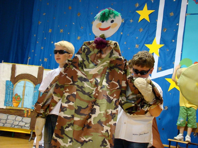 Zdjęcie w galerii na portalu naszwodzislaw.com: Szkolna fiesta na Wilchwach wiadomości z regionu