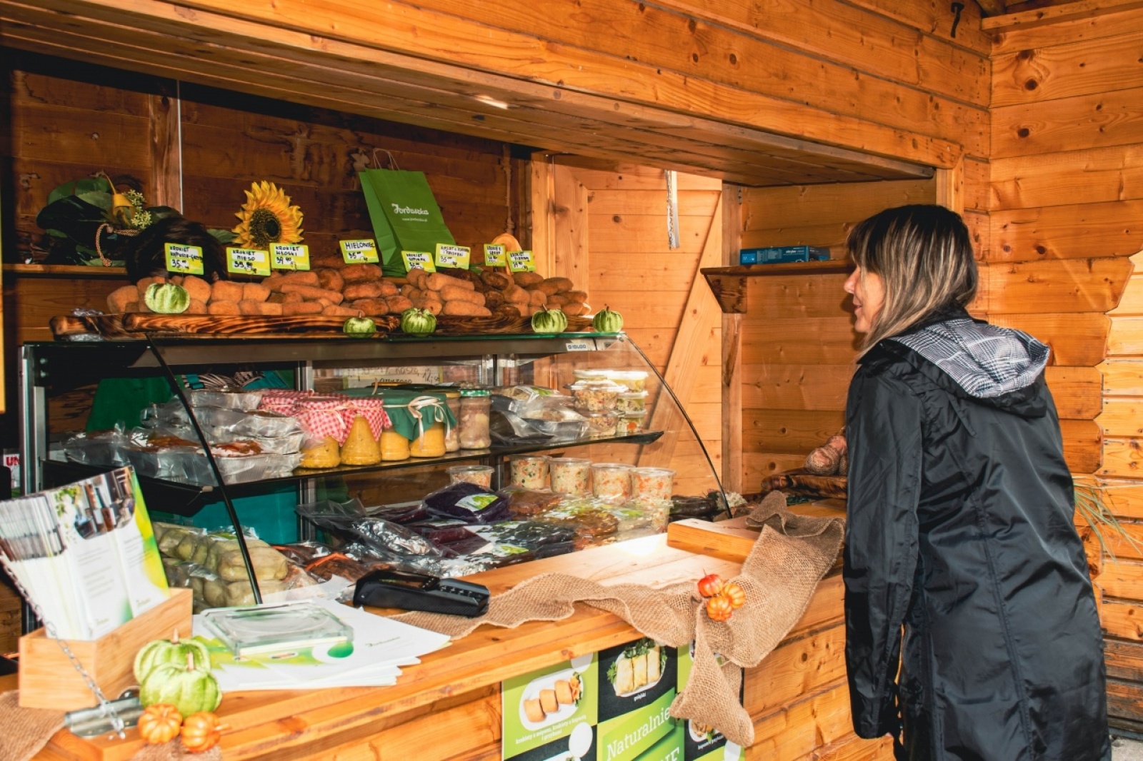 Zdjęcie w galerii na portalu naszwodzislaw.com: Klimatyczny DzieJesie(ń) Festiwal za nami [FOTO] wiadomości z regionu