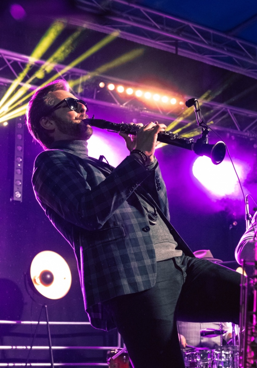 Zdjęcie w galerii na portalu naszwodzislaw.com: Klimatyczny DzieJesie(ń) Festiwal za nami [FOTO] wiadomości z regionu