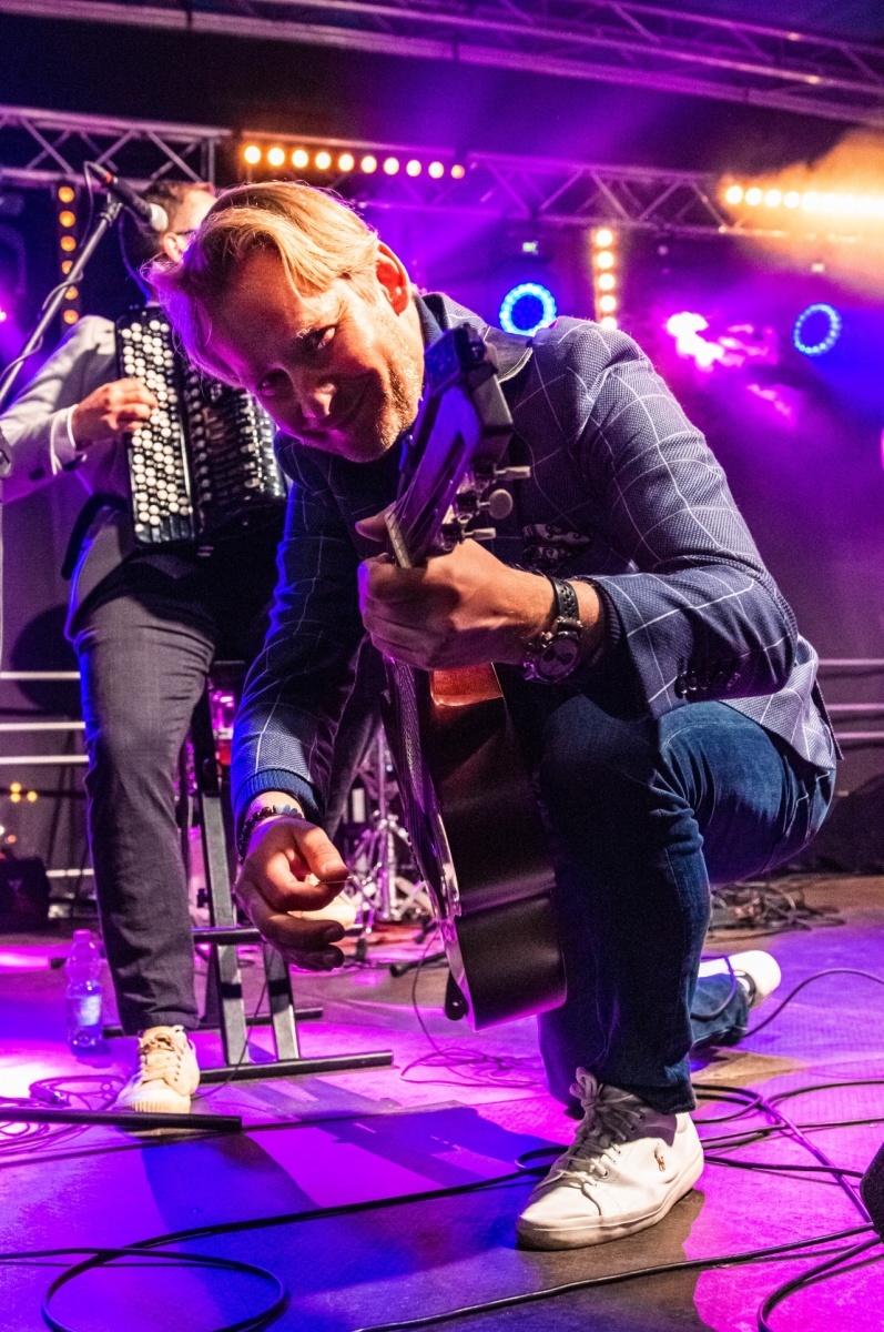 Zdjęcie w galerii na portalu naszwodzislaw.com: Klimatyczny DzieJesie(ń) Festiwal za nami [FOTO] wiadomości z regionu