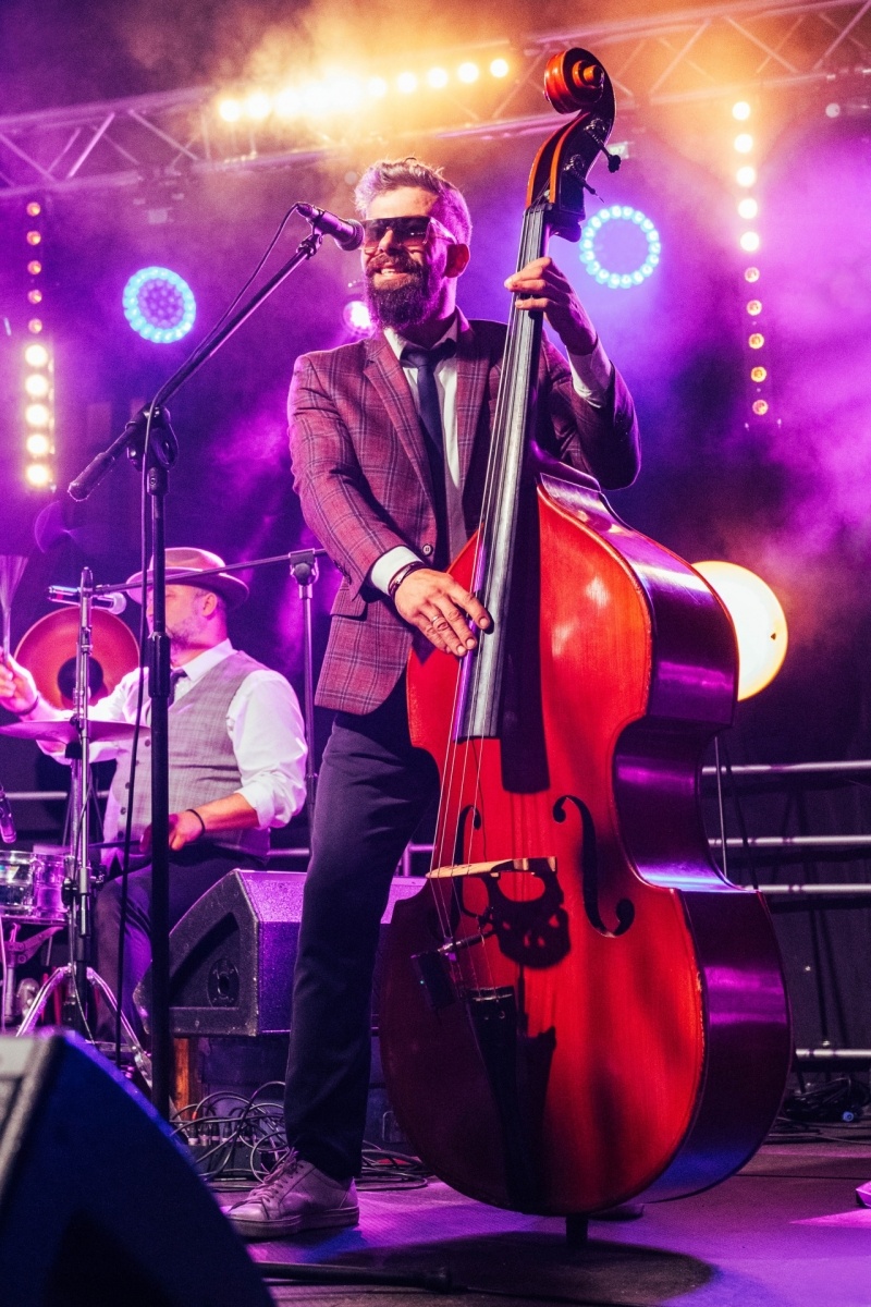 Zdjęcie w galerii na portalu naszwodzislaw.com: Klimatyczny DzieJesie(ń) Festiwal za nami [FOTO] wiadomości z regionu