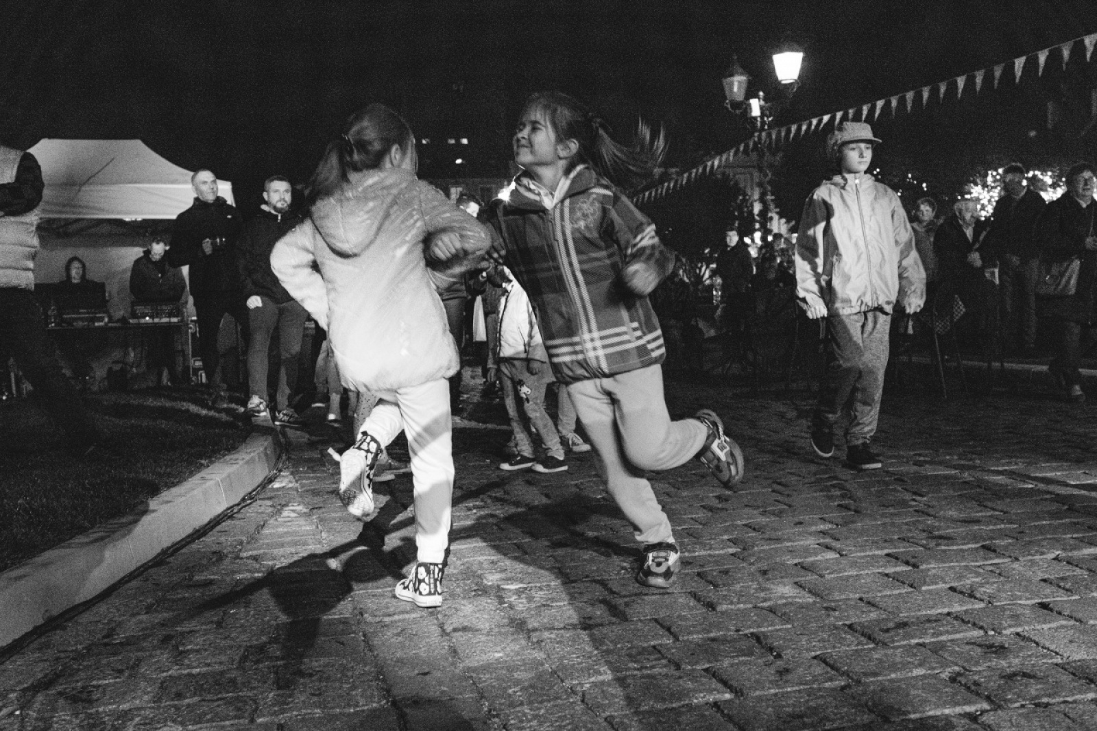 Zdjęcie w galerii na portalu naszwodzislaw.com: Klimatyczny DzieJesie(ń) Festiwal za nami [FOTO] wiadomości z regionu