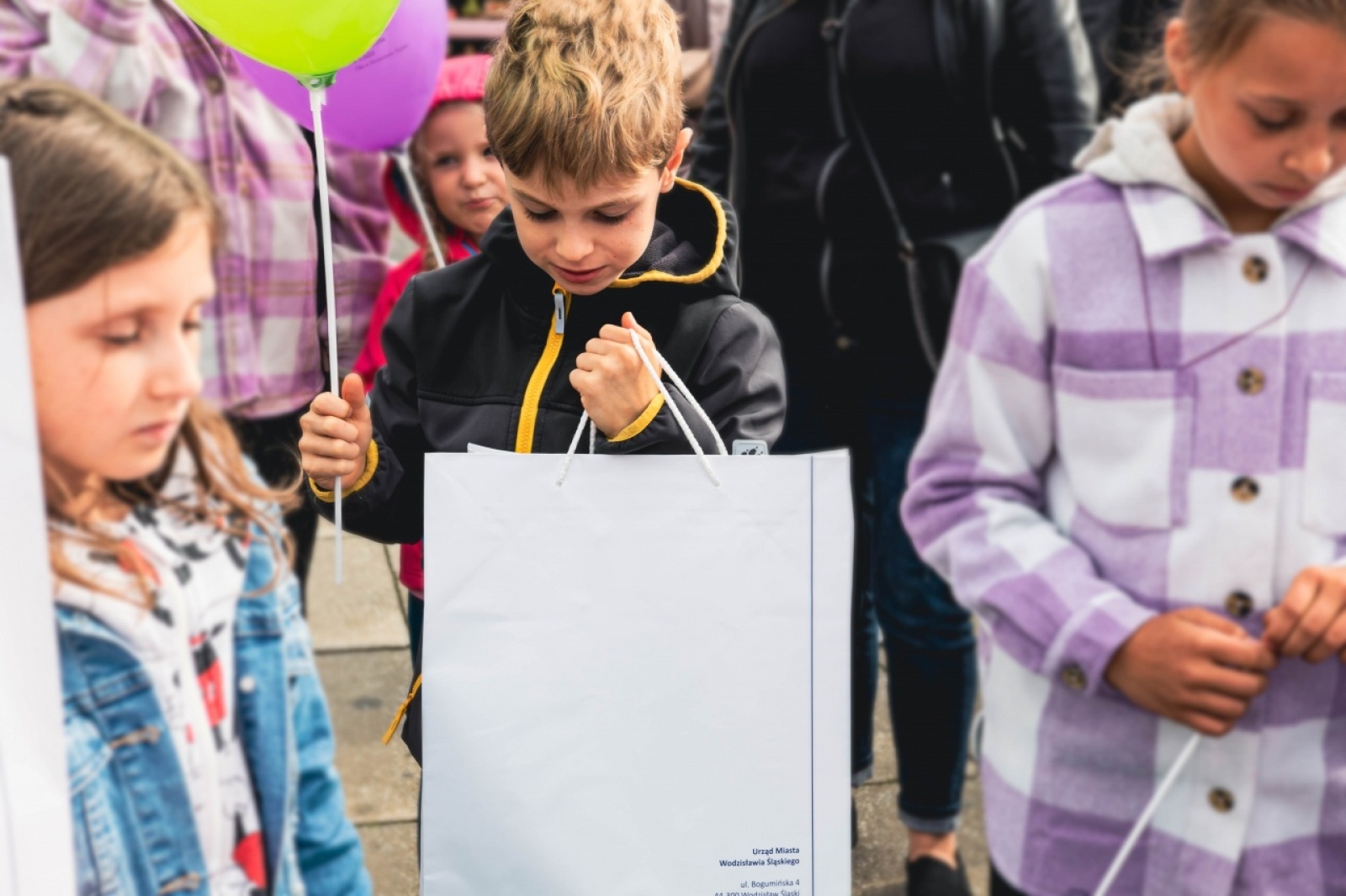 Zdjęcie w galerii na portalu naszwodzislaw.com: Klimatyczny DzieJesie(ń) Festiwal za nami [FOTO] wiadomości z regionu