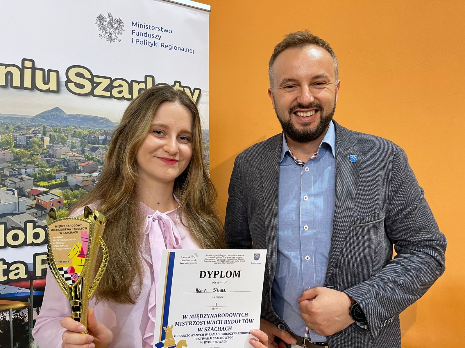 Zdjęcie w galerii na portalu naszwodzislaw.com: Rydułtowy. Weekend pod znakiem wieży, królowej i gońca [FOTO] wiadomości z regionu