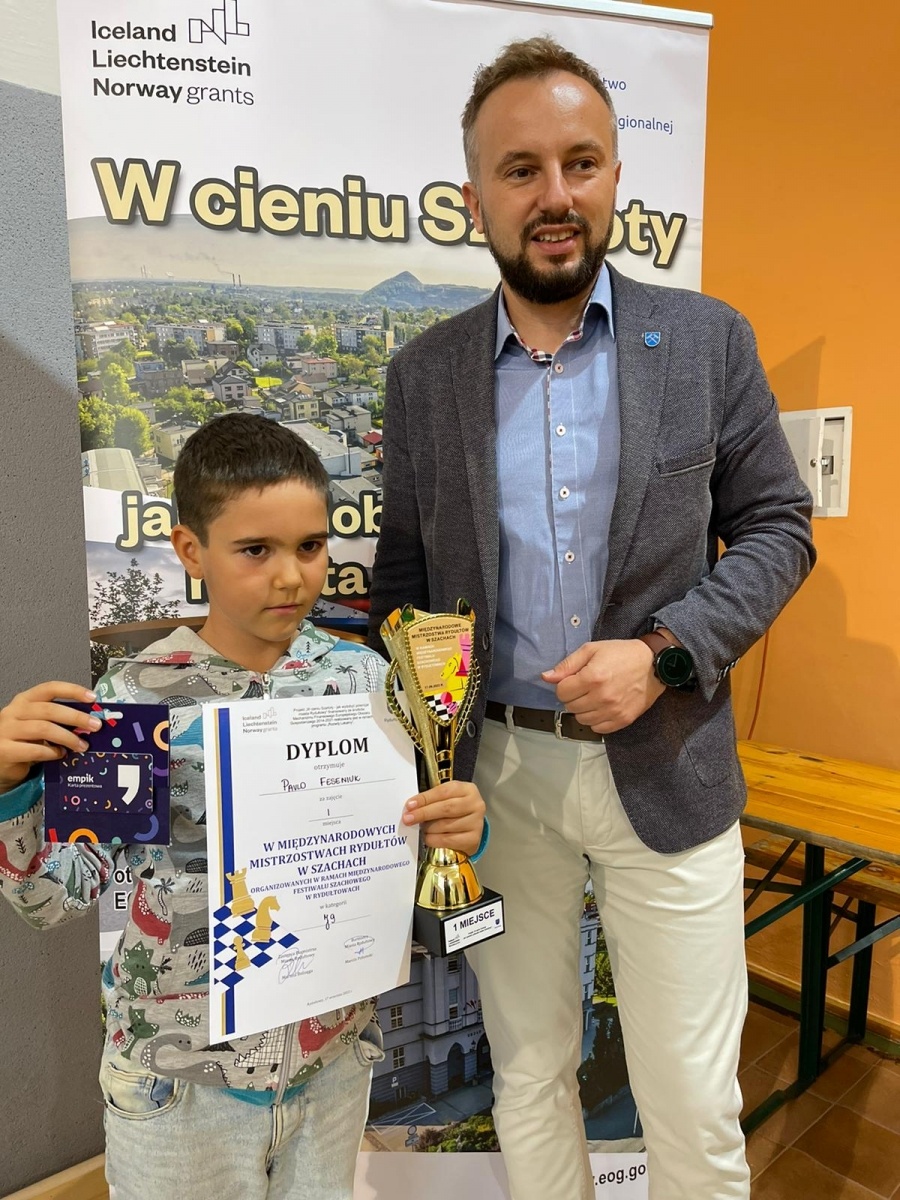 Zdjęcie w galerii na portalu naszwodzislaw.com: Rydułtowy. Weekend pod znakiem wieży, królowej i gońca [FOTO] wiadomości z regionu