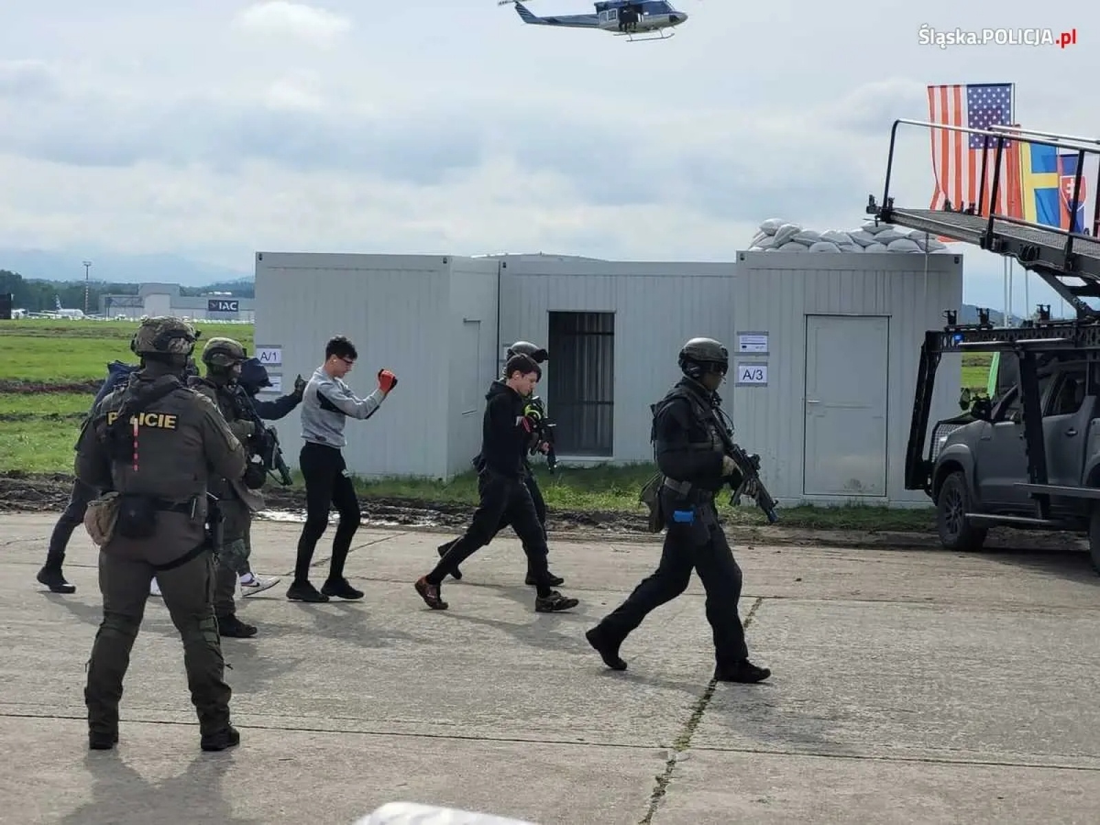 Zdjęcie w galerii na portalu naszwodzislaw.com: Śląscy kontrterroryści pokazali się na Dniach NATO w Ostrawie wiadomości z regionu