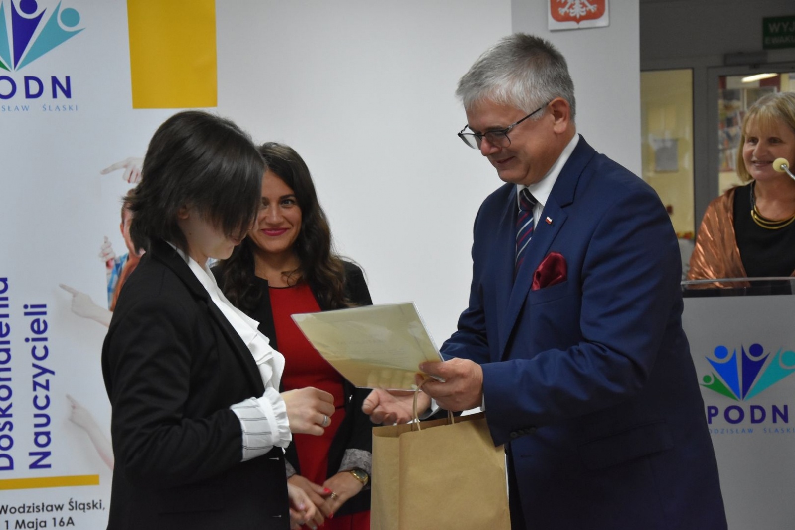 Zdjęcie w galerii na portalu naszwodzislaw.com: Baśnie i gry nie znają języków oraz granic. Poznaliśmy laureatów LiquaART.eu wiadomości z regionu