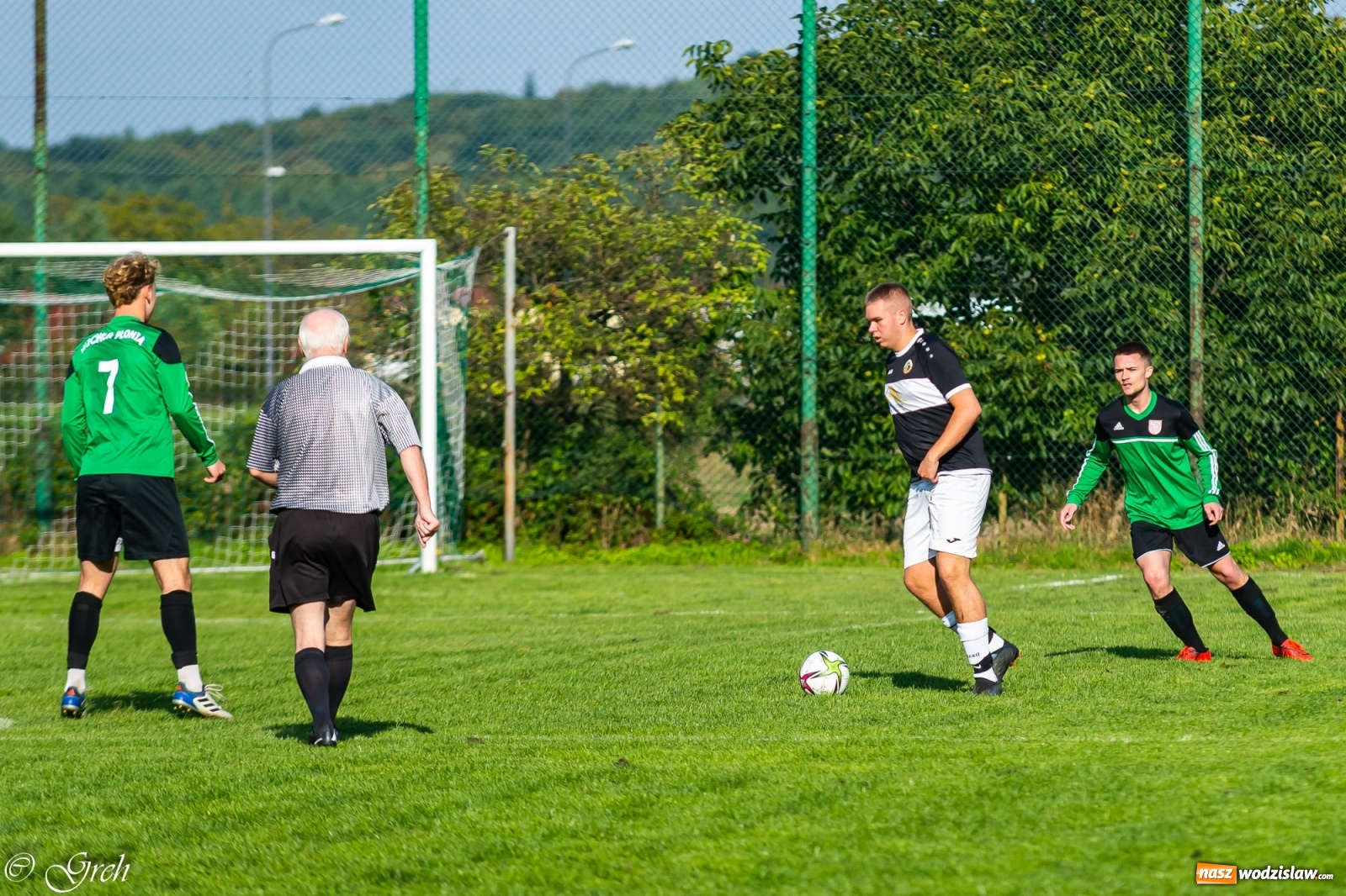 Zdjęcie w galerii na portalu naszwodzislaw.com: Wicher Płonia niestraszny pszowskiemu Górnikowi [FOTO] wiadomości z regionu