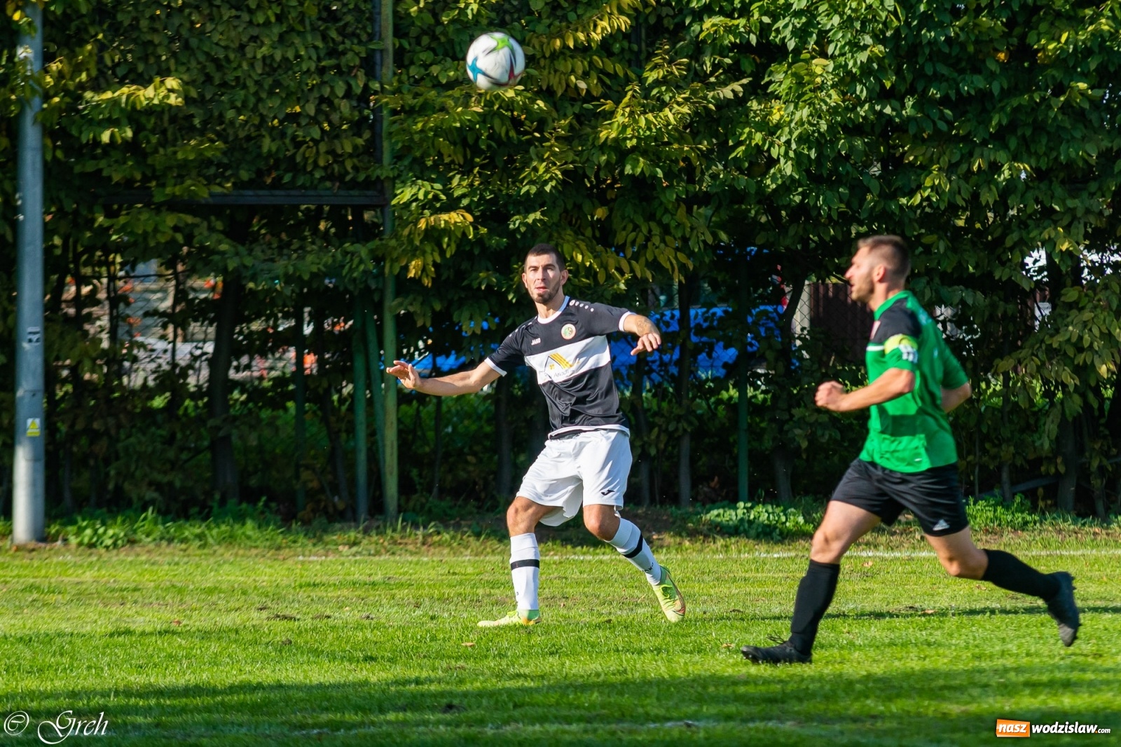 Zdjęcie w galerii na portalu naszwodzislaw.com: Wicher Płonia niestraszny pszowskiemu Górnikowi [FOTO] wiadomości z regionu