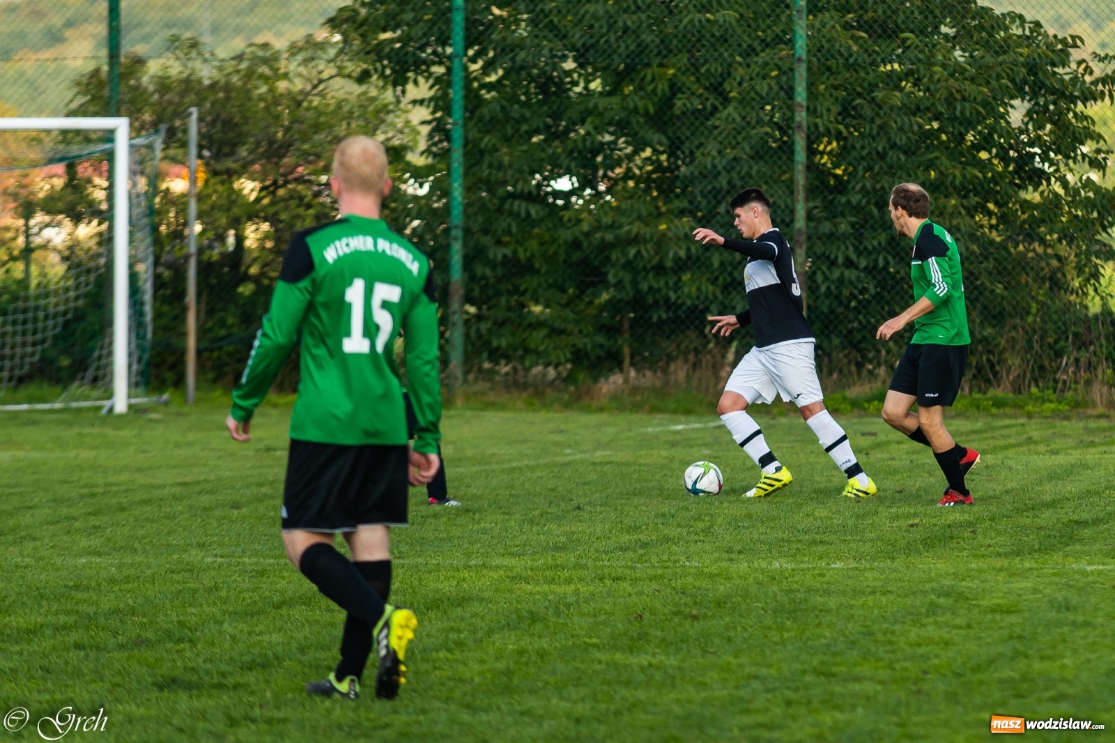 Zdjęcie w galerii na portalu naszwodzislaw.com: Wicher Płonia niestraszny pszowskiemu Górnikowi [FOTO] wiadomości z regionu