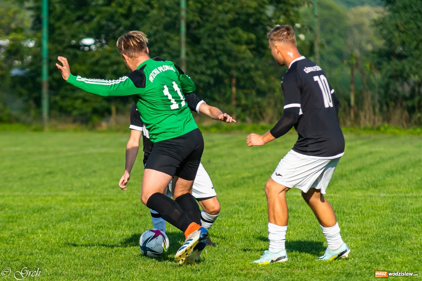 Zdjęcie w galerii na portalu naszwodzislaw.com: Wicher Płonia niestraszny pszowskiemu Górnikowi [FOTO] wiadomości z regionu