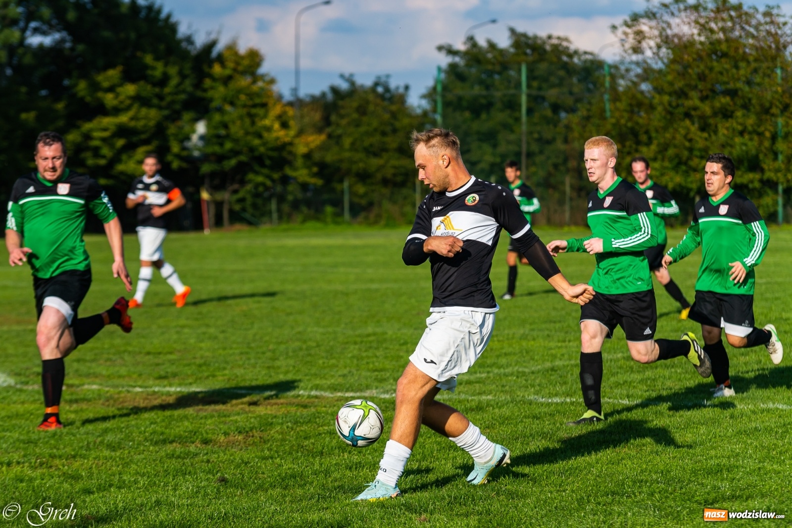 Zdjęcie w galerii na portalu naszwodzislaw.com: Wicher Płonia niestraszny pszowskiemu Górnikowi [FOTO] wiadomości z regionu