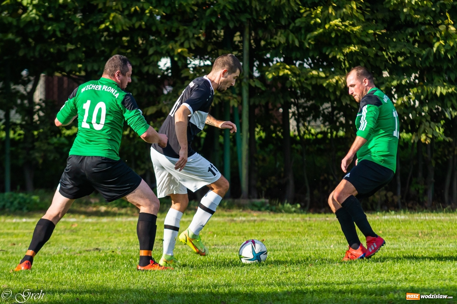 Zdjęcie w galerii na portalu naszwodzislaw.com: Wicher Płonia niestraszny pszowskiemu Górnikowi [FOTO] wiadomości z regionu