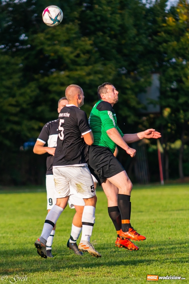 Zdjęcie w galerii na portalu naszwodzislaw.com: Wicher Płonia niestraszny pszowskiemu Górnikowi [FOTO] wiadomości z regionu