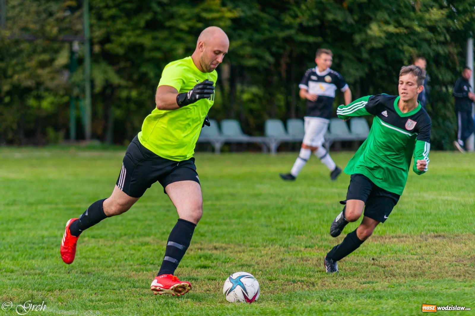 Zdjęcie w galerii na portalu naszwodzislaw.com: Wicher Płonia niestraszny pszowskiemu Górnikowi [FOTO] wiadomości z regionu
