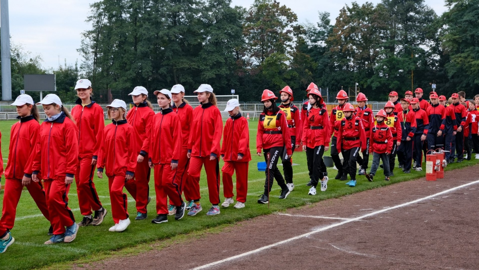 Zdjęcie w galerii na portalu naszwodzislaw.com: Strażackie zawody sportowo-pożarnicze za nami. Kto okazał się najlepszy? [FOTO] wiadomości z regionu